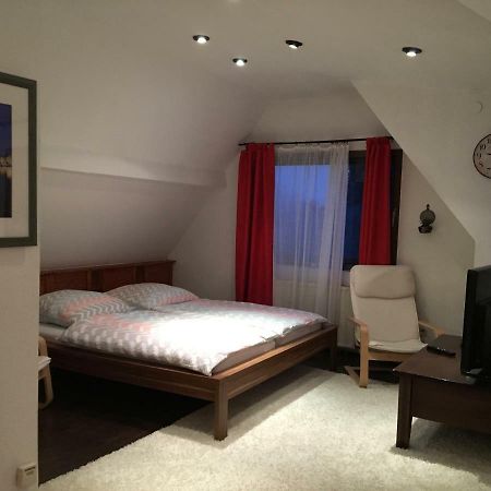 Studio - Hh Airport Bed & Breakfast Hamburg Luaran gambar