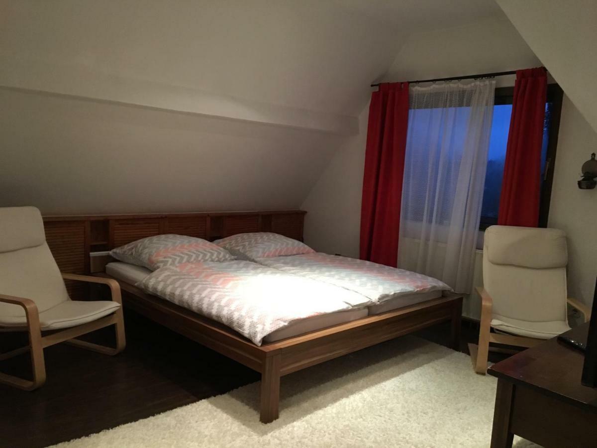 Studio - Hh Airport Bed & Breakfast Hamburg Luaran gambar